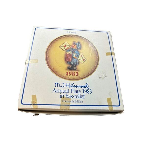 M.J. Hummel Annual Plate 1983 Thirteenth Edition In Bas-Relief With Original Box - Picture 2 of 6